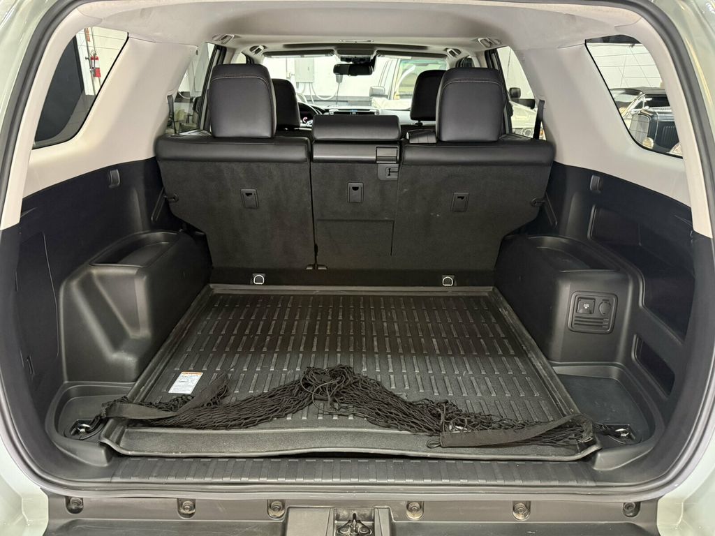 2023 Toyota 4Runner TRD Off-Road Premium/Heated Leather Seats/Blind Spot Monitor/NAV - 23065764 - 30