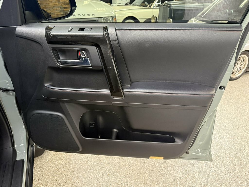 2023 Toyota 4Runner TRD Off-Road Premium/Heated Leather Seats/Blind Spot Monitor/NAV - 23065764 - 35