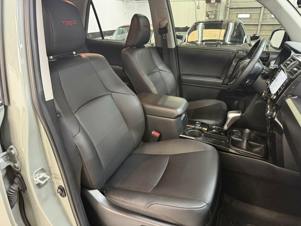 2023 Toyota 4Runner TRD Off-Road Premium/Heated Leather Seats/Blind Spot Monitor/NAV - 23065764 - 37