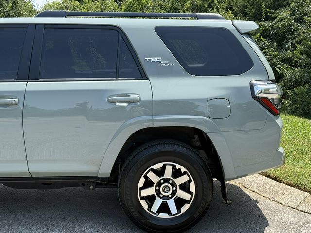 2023 Toyota 4Runner TRD Off-Road Premium/Heated Leather Seats/Blind Spot Monitor/NAV - 23065764 - 4