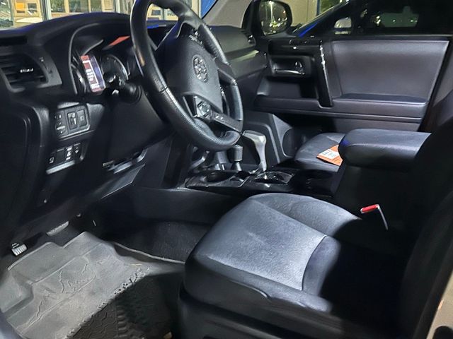 2023 Toyota 4Runner TRD Pro 4WD - 22931104 - 23