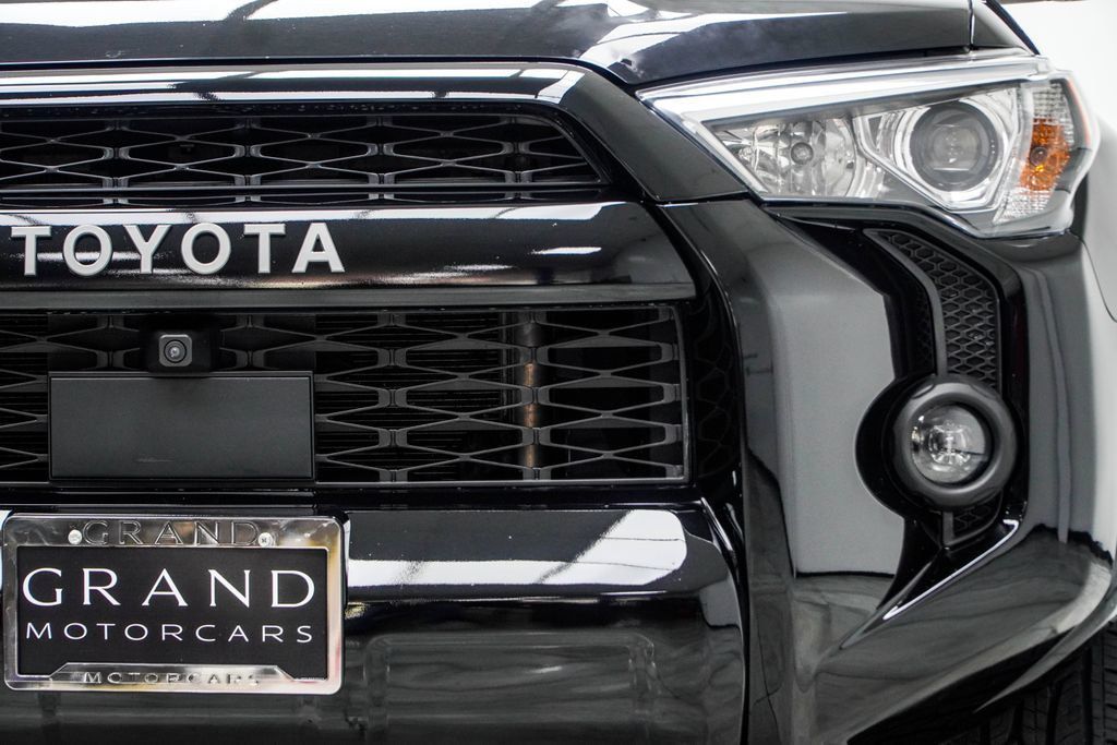 Toyota 4Runner photo 10