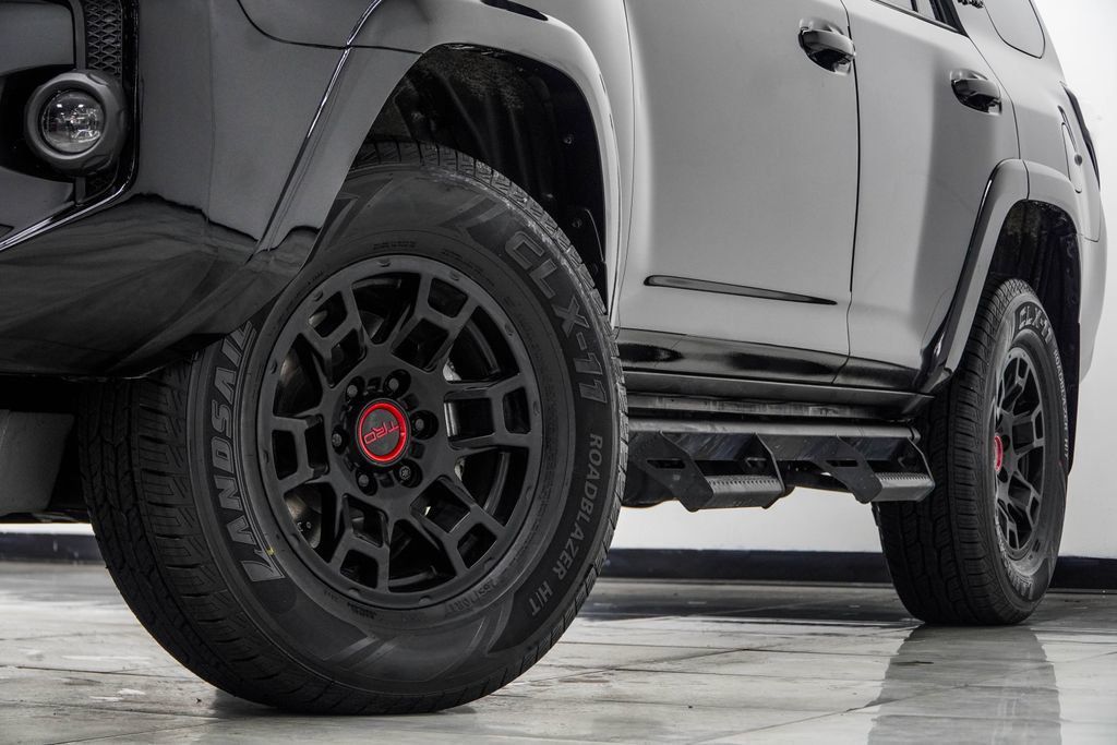 Toyota 4Runner photo 3