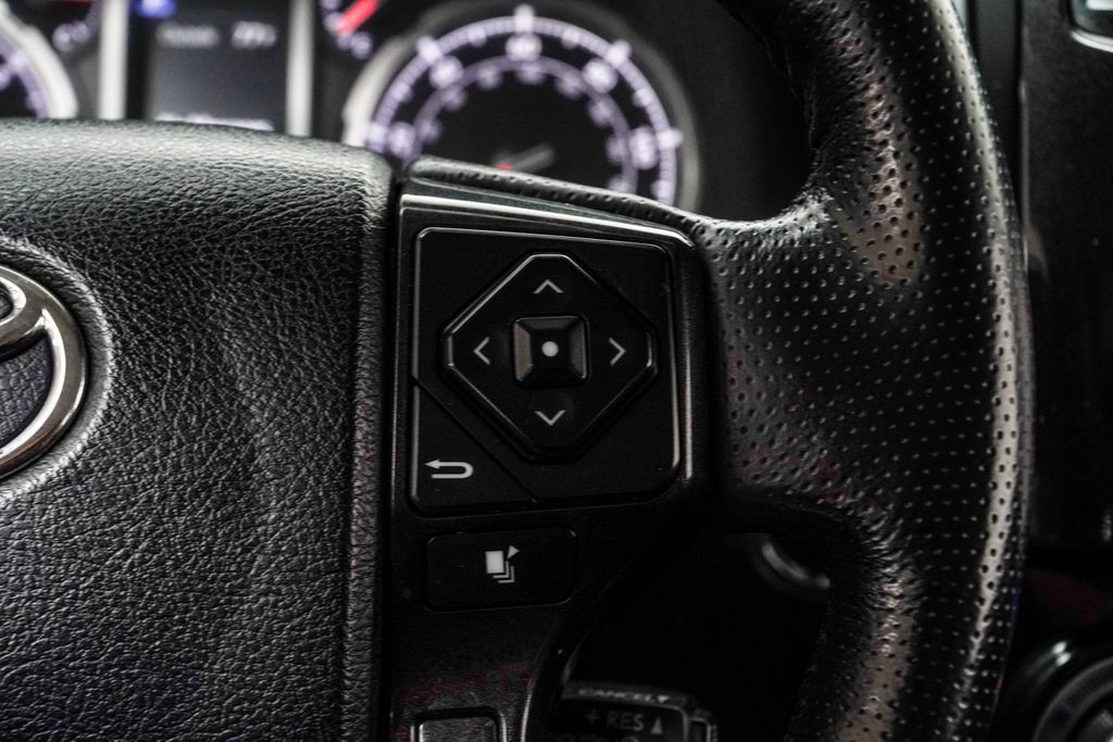Toyota 4Runner photo 36
