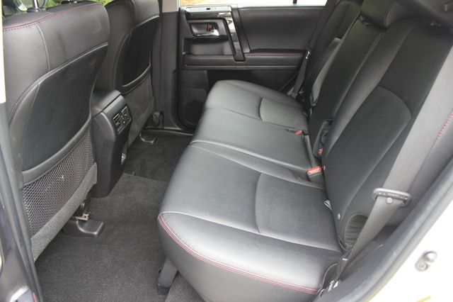 2023 Toyota 4Runner TRD Pro 4WD - 23029936 - 27