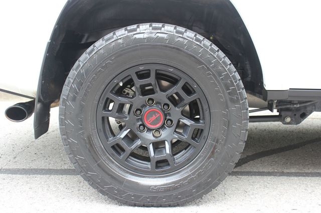 2023 Toyota 4Runner TRD Pro 4WD - 23029936 - 37
