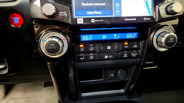 2023 Toyota 4Runner TRD Pro 4WD - 23087226 - 17