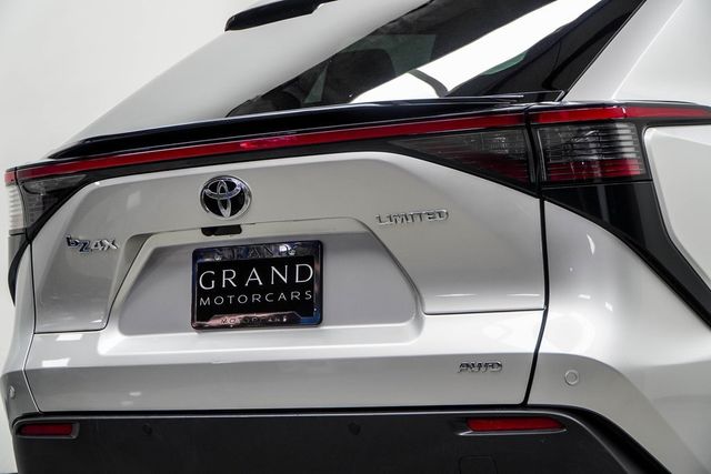 2023 Toyota bZ4X Limited AWD - 22952004 - 12