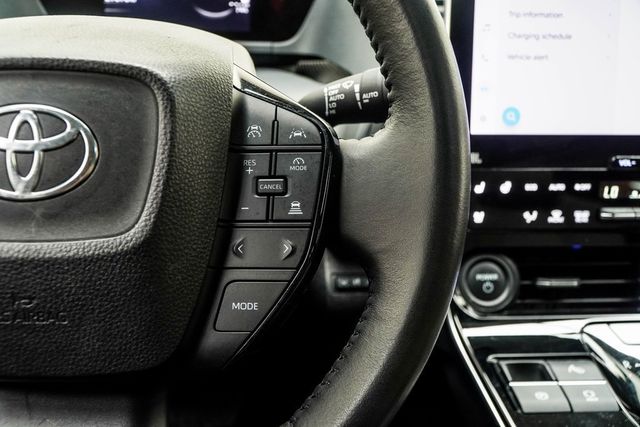 2023 Toyota bZ4X Limited AWD - 22952004 - 32