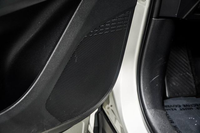 2023 Toyota bZ4X Limited AWD - 22952004 - 44