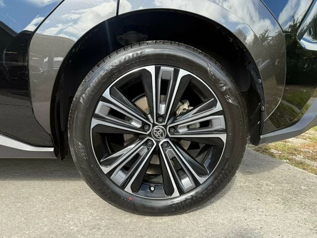 2023 Toyota bZ4X Limited FWD - 22906225 - 9