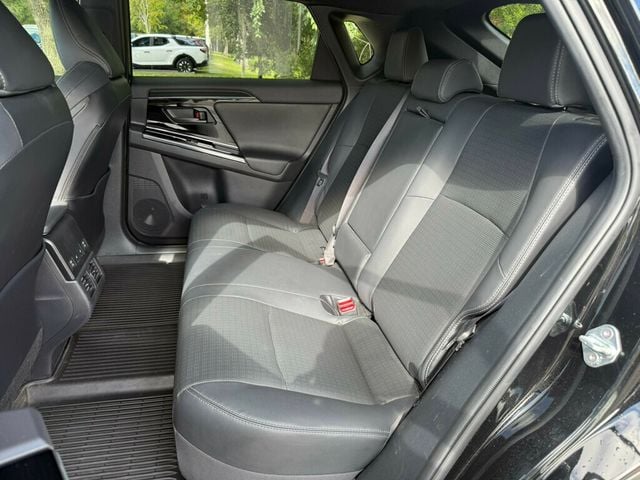 2023 Toyota bZ4X Limited FWD - 22906225 - 7