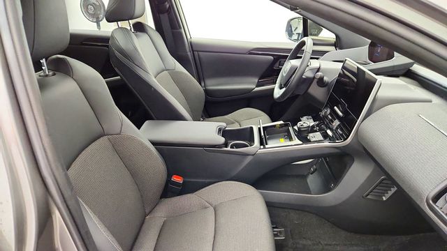 2023 Toyota bZ4X XLE AWD w/ Weather Package - 23085641 - 22