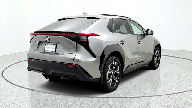 2023 Toyota bZ4X XLE AWD w/ Weather Package - 23085641 - 4