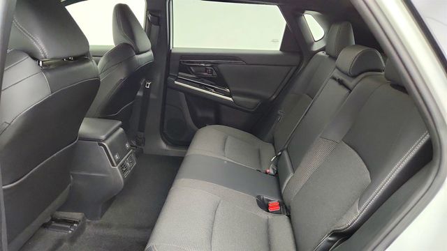 2023 Toyota bZ4X XLE FWD w/ Weather Package - 23038865 - 18
