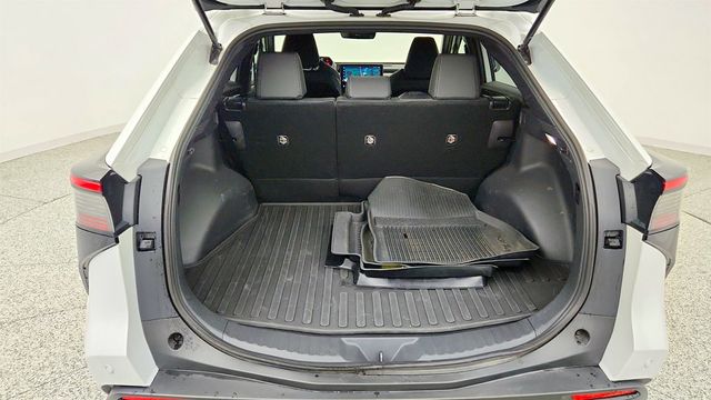 2023 Toyota bZ4X XLE FWD w/ Weather Package - 23038865 - 19