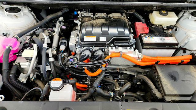 2023 Toyota bZ4X XLE FWD w/ Weather Package - 23038865 - 24