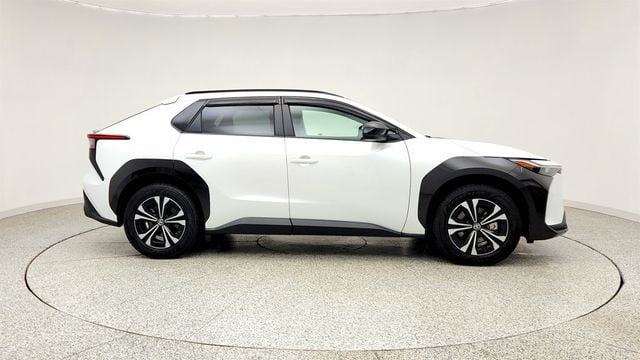 2023 Toyota bZ4X XLE FWD w/ Weather Package - 23038865 - 3