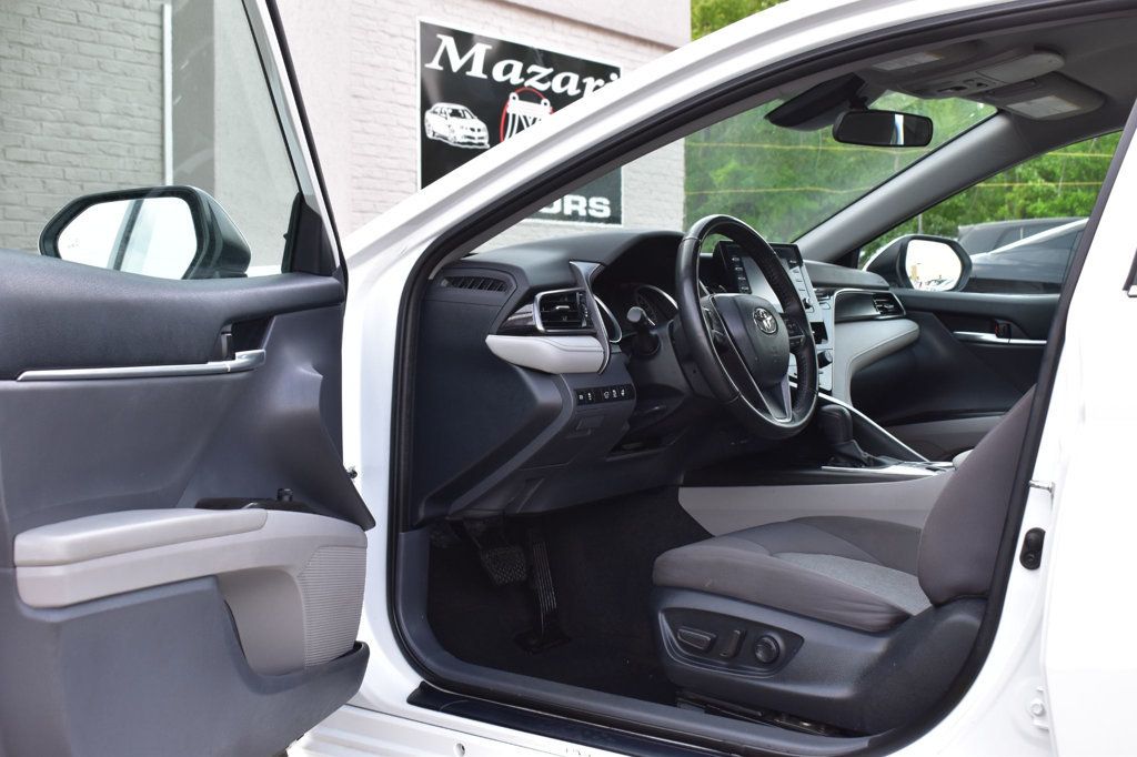 2023 Toyota Camry Hybrid LE CVT - 23018856 - 15