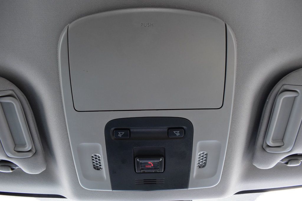 2023 Toyota Camry Hybrid LE CVT - 23018856 - 45