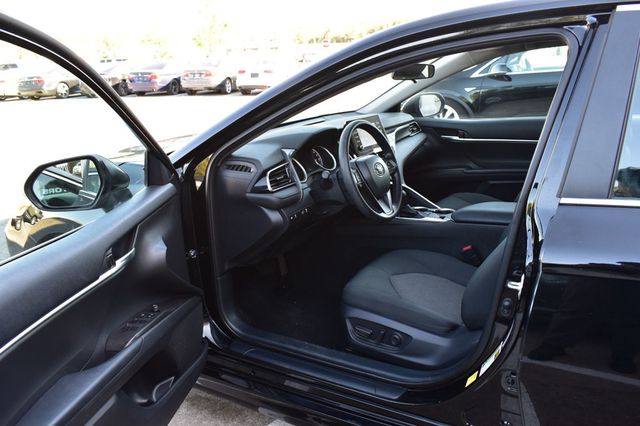 2023 Toyota Camry Hybrid LE CVT - 23021779 - 14