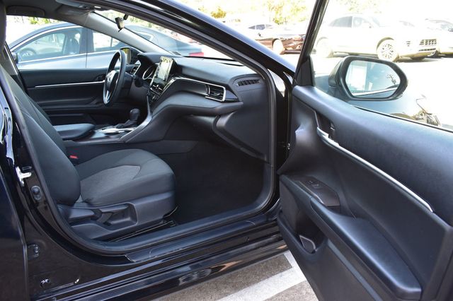 2023 Toyota Camry Hybrid LE CVT - 23021779 - 17