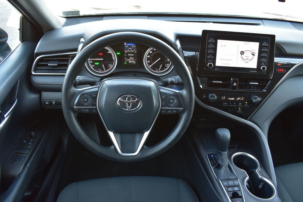 2023 Toyota Camry Hybrid LE CVT - 23021779 - 24