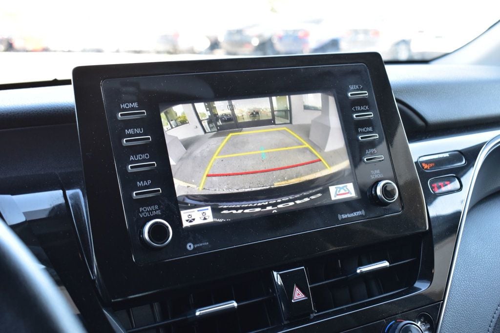 2023 Toyota Camry Hybrid LE CVT - 23021779 - 41