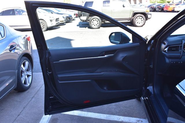 2023 Toyota Camry Hybrid LE CVT - 23021779 - 43