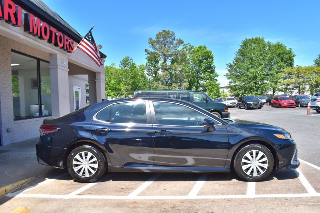 2023 Toyota Camry Hybrid LE CVT - 23021779 - 4
