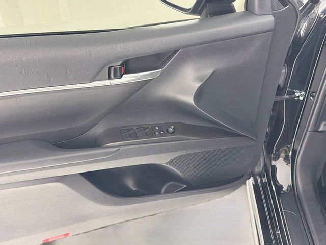 2023 Toyota Camry Hybrid SE Nightshade CVT - 23067520 - 16
