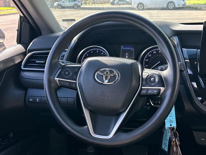 2023 Toyota Camry LE Automatic - 22987591 - 16