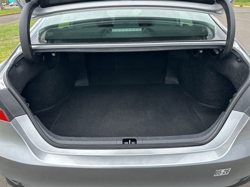2023 Toyota Camry LE Automatic - 22988286 - 18