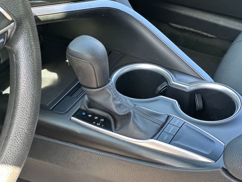 2023 Toyota Camry LE Automatic - 22990180 - 17