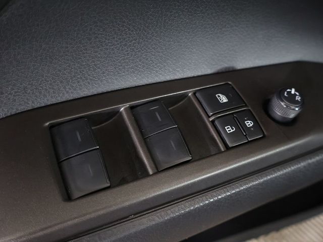 2023 Toyota Camry LE Automatic - 23034277 - 32