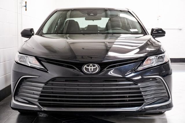 2023 Toyota Camry LE photo 11