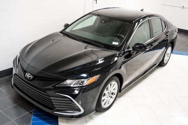 2023 Toyota Camry LE photo 15