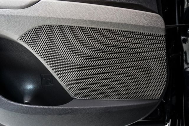 2023 Toyota Camry LE photo 20