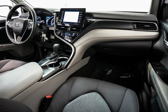 2023 Toyota Camry LE photo 21