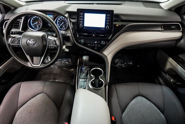 2023 Toyota Camry LE photo 22