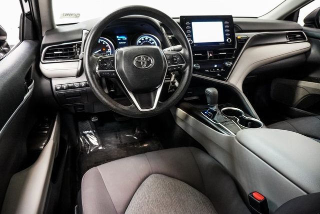 2023 Toyota Camry LE photo 23