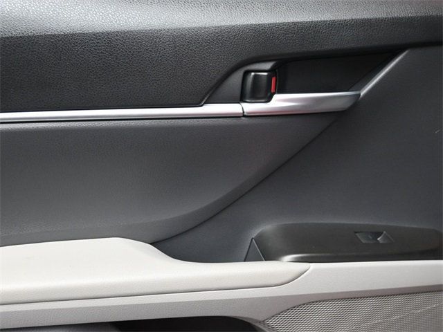 2023 Toyota Camry LE photo 11