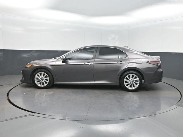 2023 Toyota Camry LE Automatic - 22983701 - 1