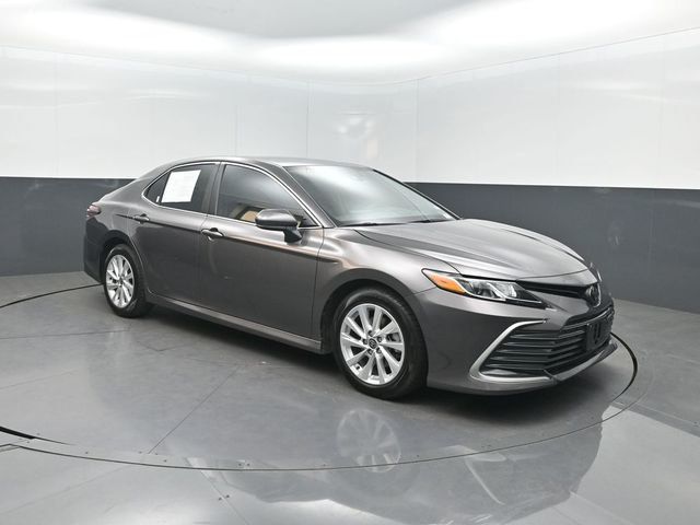 2023 Toyota Camry LE Automatic - 22983701 - 33