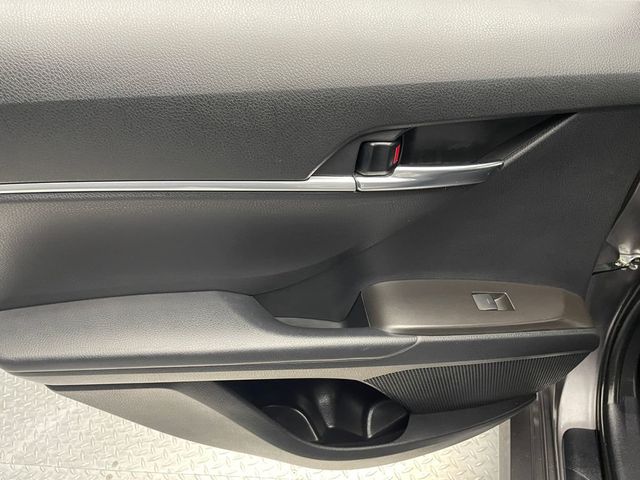 2023 Toyota Camry LE Automatic - 22929352 - 31