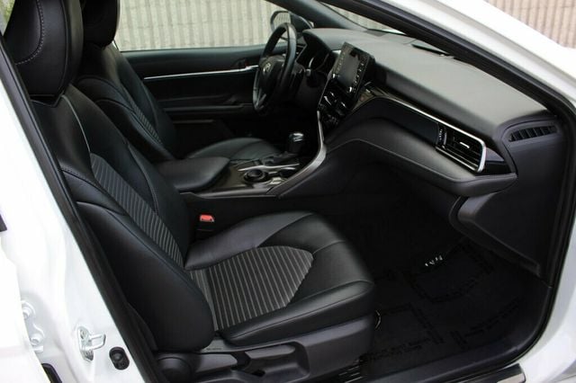2023 Toyota Camry ONE OWNER SE NIGHTSHADE - 23018379 - 7