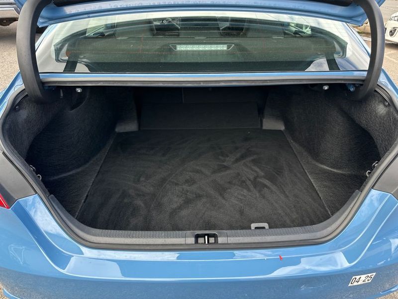 2023 Toyota Camry SE - 22991936 - 18