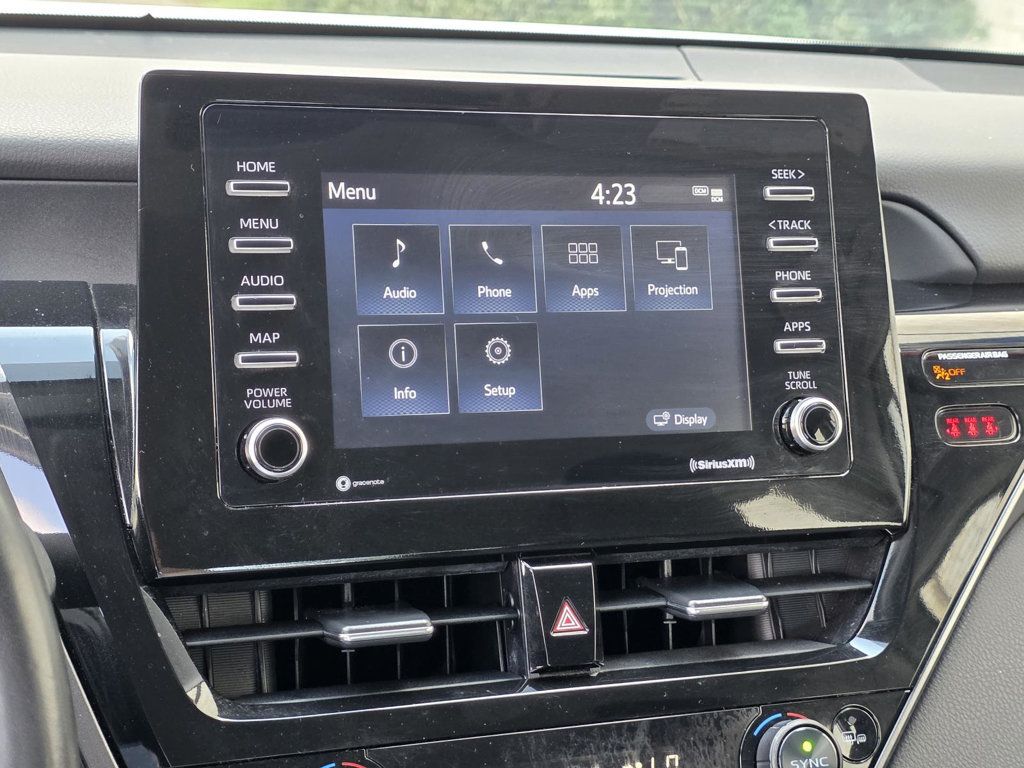 2023 Toyota Camry SE photo 12
