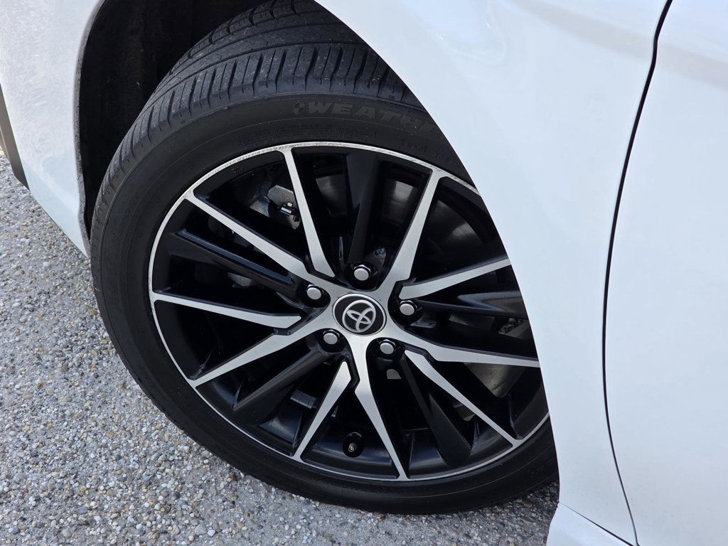2023 Toyota Camry SE photo 23