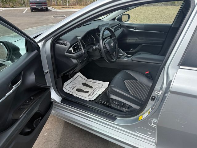 2023 Toyota Camry SE - 22987980 - 2